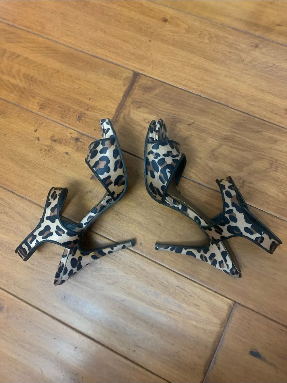 Joey O Animal Leopard Print Women’s Heels size 6 - Preowned